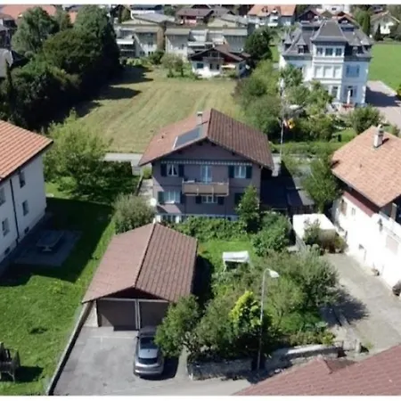 Swiss Alpine View בית נופש *