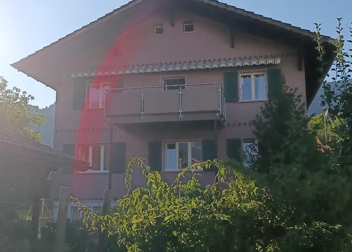 Swiss Alpine View Casa de Férias *